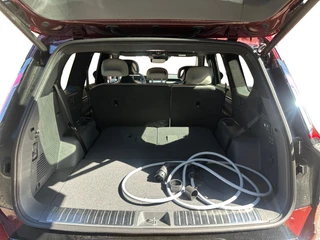 Kia EV9 GT-line AWD 99,8 kwh 7 zits | 385 PK | Geventileerde/verwarmde stoelen | Wireless Carplay & Android auto | 2.500 kg trekgewicht | Meridian | Fabrieksgarantie t/m 19-6-2033 +3x 1 jaar*  | NAP / 34