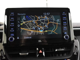Toyota Corolla 2.0 Hybrid Executive | JBL-audio | Trekhaak | Head-up | PDC / 24