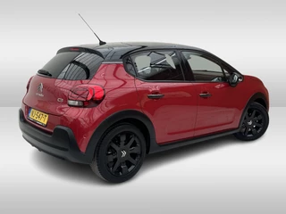 Citroën C3 PureTech 110 S&S Shine  | Trekhaak afneembaar | Panoramadak | Keyless | Carplay | Parkeersensoren voor + achter |  Cruise Control | Climate Control | Achteruitrijcamera | Dodehoekdetectie | Distributie al vervangen | / 2