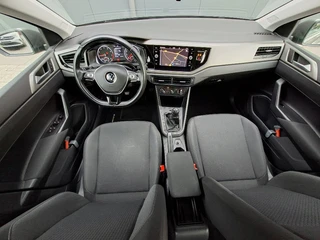 Volkswagen Polo 1.0 TSI Comfortline * Navigatiesysteem * 37.000KM! * Cruise control * LM Velgen * / 33