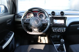 Suzuki Swift 1.2 STIJL SMART HYBR **NL-Auto** Camera / Apple Carplay / Android / 5