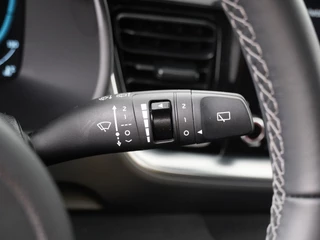 Kia Stonic 1.0 T-GDi MHEV DynamicLine  Navigatie - Achteruitrijcamera - Cruise Control - Apple & Android Carplay - Fabrieksgarantie t/m 14-04-2032 / 27