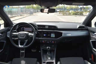 Audi Q3 45 TFSI e S edition S-Line 245 PK | NL-Auto | Keyless | Carplay | Virtual cockpit | DAB | Elekt.trekhaak | Full LED | Allweathers / 15