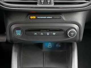Ford Focus Wagon 1.0 EcoBoost Hybrid ST Line X Navigatie | Trekhaak | Panodak | / 39
