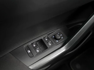 Volkswagen Taigo 1.0 TSI Life ACC | Camera | Private lease 469,- p.m. | / 17