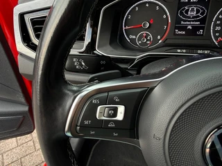 Volkswagen Polo 1.0 TSI Highline Business R NL Auto Pano R-Line Int. Ext. Carplay / 30