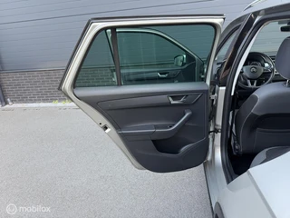 Skoda Fabia Combi 1.0 TSI DSG SCOUT LINE CLIMA*CARPLAY*CRUISE*PDC / 23