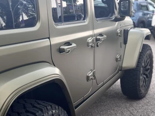 Jeep Wrangler Unlimited 4xe 380 Sahara | BRUTE | Lamborghini Verde Gea | BRASS | / 45