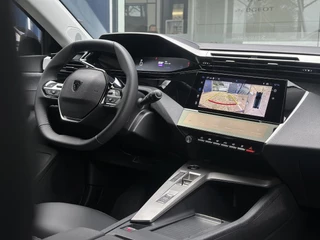 Peugeot 308 1.2 Hybrid 145 e-DCS6 Allure | Adaptive Cruise Control | Stoelverwarming | Climate Control | Parkeercamera/-sensoren | Navigatie | Apple Carplay/Android Auto | Full LED | Draadloze telefoonlader | / 25