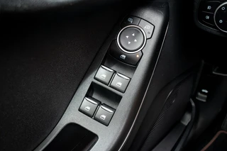 Ford Fiesta 1.0 EcoBoost Hybrid ST-Line|WINTERPACK|KEYLESS|CLIMATE|CARPLAY|PDC|PARK ASSIST / 39
