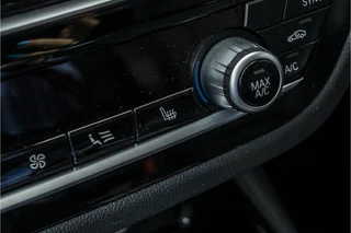 BMW X3 xDrive20i High Executive  | Pano | Trekhaak | Head-up / 26