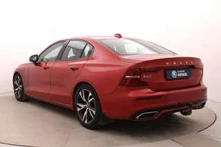 Volvo S60 2.0 T5 R-Design | Trekhaak | Adaptive Cruise | Camera | CarPlay | Stoelverwarming / 7