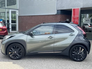 Toyota Aygo X PREMIUM CABRIO KEYLESS PARK-SENSOREN STOELVERWARMING APPLE/ANDROID LM-VELGEN 18" / 2