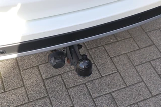 Toyota RAV4 2.5 HYBRID DYNAMIC / 6