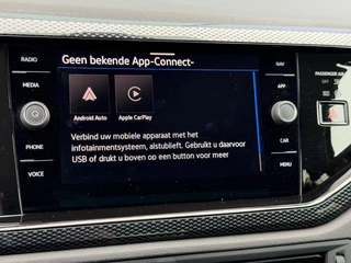 Volkswagen Polo 1.0 TSI Life Climate | Lichtmetalen velgen | Stoelverwarming | Carplay | Navi | Extra getint glas | Rijklaar incl. garantie / 19