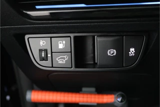 Kia EV6 Plus 84 kWh - Stoel-/stuurverwarming - Navigatie - Cruise Control Adaptief - Apple CarPlay/Android Auto - Fabrieksgarantie tot 02-2032 / 21