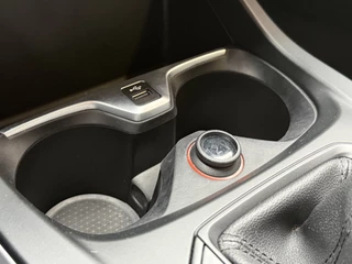 BMW 1 Series 116i Business Edition Zwarte grill | Apple Carplay | DAB+ | PDC V+A / 32