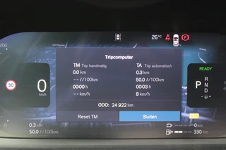Volvo XC90 2.0 T8 Plug-in hybrid AWD Plus Bright  | Luchtvering | BLIS | Panoramadak | 360 Camera / 10