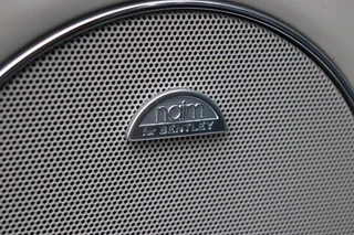 Bentley Flying Spur 6.0 W12 | LEDER | SCHUIFDAK | KERAMISCH | NAIM SOUNDSYSTEM | ENTERTAINMENT ACHTERIN | STOELVERKOELING/VERWARMING | MASSAGE | CAMERA | AIRCO | CRUISE | NAVI | / 54