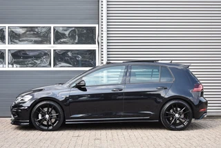 Volkswagen Golf 2.0 TSI 4MOTION R / 1e LAK VOL OPTIES / MAXTON / PANO / DYN / VIRTUAL COCKPIT / 5