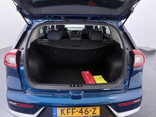 Kia Niro 1.6 GDi Hybrid Style Edition  - Adaptief Cruise Control - Climate Control - Navigatie - Apple/Android Carplay - Virena Zekerheidspakket €895 / 39