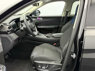 Lynk & Co 01 1.5 Plug-in Hybrid 262PK | Origineel NL Panoramadak | Infinity Audio | 360 Camera / 13