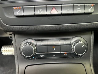 Mercedes-Benz B-Class 180 Prestige AUTOMAAT CRUISE|18INCH|PANO|LEDER|PDC|STOELVERWARMING / 19