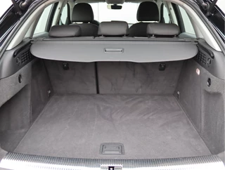 Audi Q3 1.4 TFSI CoD Advance  | S-Line | Trekhaak | LED | Audi sound / 46