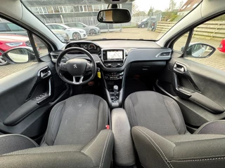 Peugeot 208 1.2 PureTech Allure / Navi / Cruise / Carplay / 57000 km !. / 30