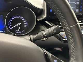Toyota C-HR 1.2 Dynamic CAMERA NAVIGATIE TREKHAAK ECC CRUISE LM. / 25