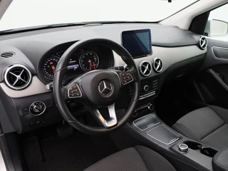 Mercedes-Benz B-klasse 250 Ambition Automaat 211 Pk | Camera | Trekhaak | Keyless | LED | Navigatiesysteem | Parkeersensoren | 18 Inch | 81.928 Km / 16