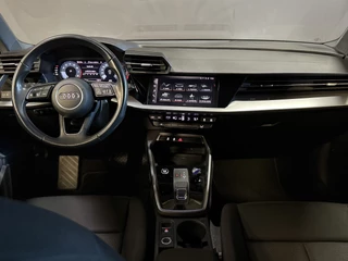 Audi A3 Sportback 30 TFSI Pro Line Apple Carplay | LED | Lane assist / 2
