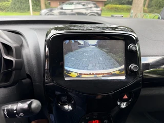 Toyota Aygo 1.0 VVT-i x-clusiv / 26