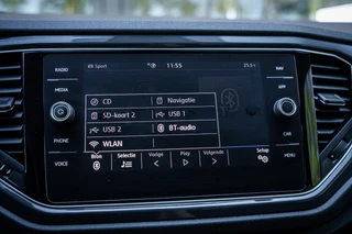 Volkswagen T-Roc 1.5 TSI Sport | Climate | Navi | Cruise | Camera | PDC / 22