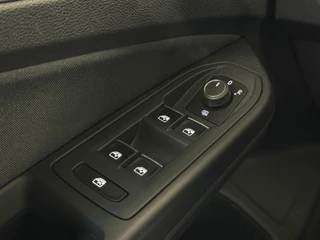 Volkswagen Golf 1.5 TSI Style | Pano | Navi | Winterpakket | ACC | Virtual Cockpit | PDC ( Vestiging - Nieuwegein ) / 14