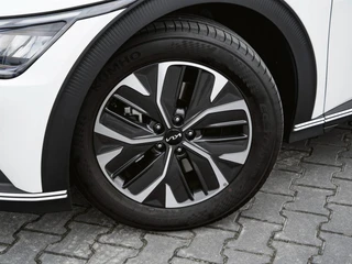 Kia EV6 Light Edition 58 kWh | 100% SOH | WINTERPAKKET | CAMERA | ADAPTIVE | / 12