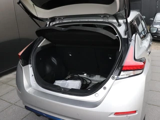 Nissan Leaf N-Connecta 40 kWh / 15