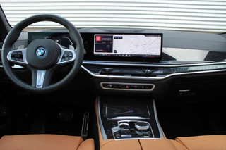 BMW X5 xDrive50e M-Sport Pro  | Vierwielbesturing | Trekhaak | Spoilerpakket | H&K | Panoramadak | Luchtvering / 6