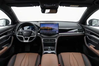 BYD SEAL U 1.5 DM-i FWD Comfort 26,6 kWh l 125 km Elektrisch l Pano l 360 Camera l HUD l Leder l NIEUW! / 11