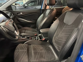 Opel GRANDLAND 1.6 Turbo Plug-In Hybrid GS Line / 225pk / stuur verwarming / camera / Apple carplay / 11
