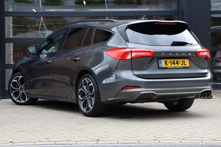 Ford Focus Wagon 1.0 EcoBoost Titanium ST X Business | NAP | Apple Carplay | Stoel/Stuur Verwarming | Cruise | Camera / 19