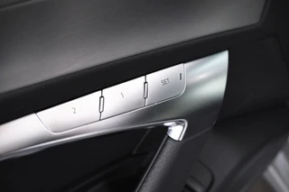 Audi A6 Avant 55 TFSI e quattro Competition S-line  262pk, zwarte hemel s-line stuur climate, / 19