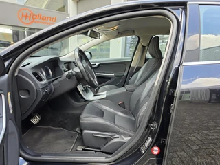 Volvo V60 1.6 T3 R-Design / 11