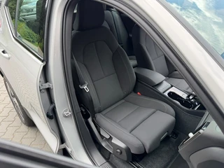 Volvo XC40 Extended Range Plus 82 kWh Camera | ACC | Keyless / 9