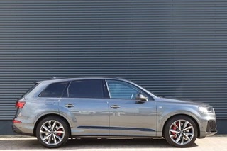 Audi Q7 60 TFSI e quattro 456pk S-Line Competition  Pano/B&O Advanced/Alcantara hemel/360/Keyless/Servo/Valcona Leder/Sfeer/Nachtzicht / 5