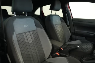 Volkswagen Taigo 1.5 TSI R-Line 3x  Adaptive-Cruise IQ-led 18'lmv 24 Maanden garantie* (Vraag naar de voorwaarden) / 22