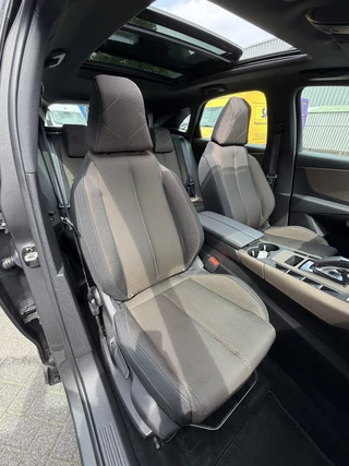 DS DS 7 Crossback 180pk So Chic (Elektrisch Schuifdak - Trekhaak - Focal Electra - Stoelverwarming - 20"- Camera - LED - Navigatie - Draadloos laden) / 17