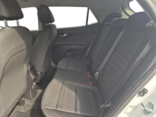 Kia Stonic 1.0 T-GDi MHEV DynamicPlusLine | Airco | Navi | Camera | LM Velgen | Privacy Glass | / 19