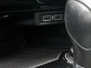 Volkswagen T-Roc 1.5 TSI Sport Automaat | Adaptive Cruise | CarPlay | Camera | Panoramadak | Parkeersensoren | Trekhaak | NAP / 42