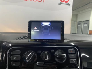 Volkswagen Up! 1.0 cross up! BlueMotion/ Nederlandse auto/ 5 deurs/ Parkeersensoren voor en achter/ Bluetooth / Airco / 26